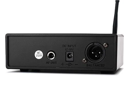 LAudio PRO1-M Вокальная радиосистема c ручным микрофоном.